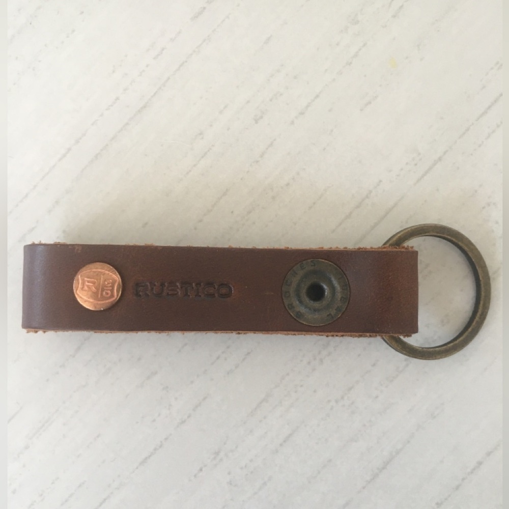 NWOT 🔥WAGONEER MINIMALIST LEATHER KEY CHAIN BRAND NEW